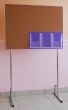 Пробковый стенд, 1200 х 900 мм, профиль аналог Nielsen, 3 объемных кармана А4, стойка Микро